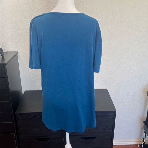 Blue Women's Top - Picture 2 of 5